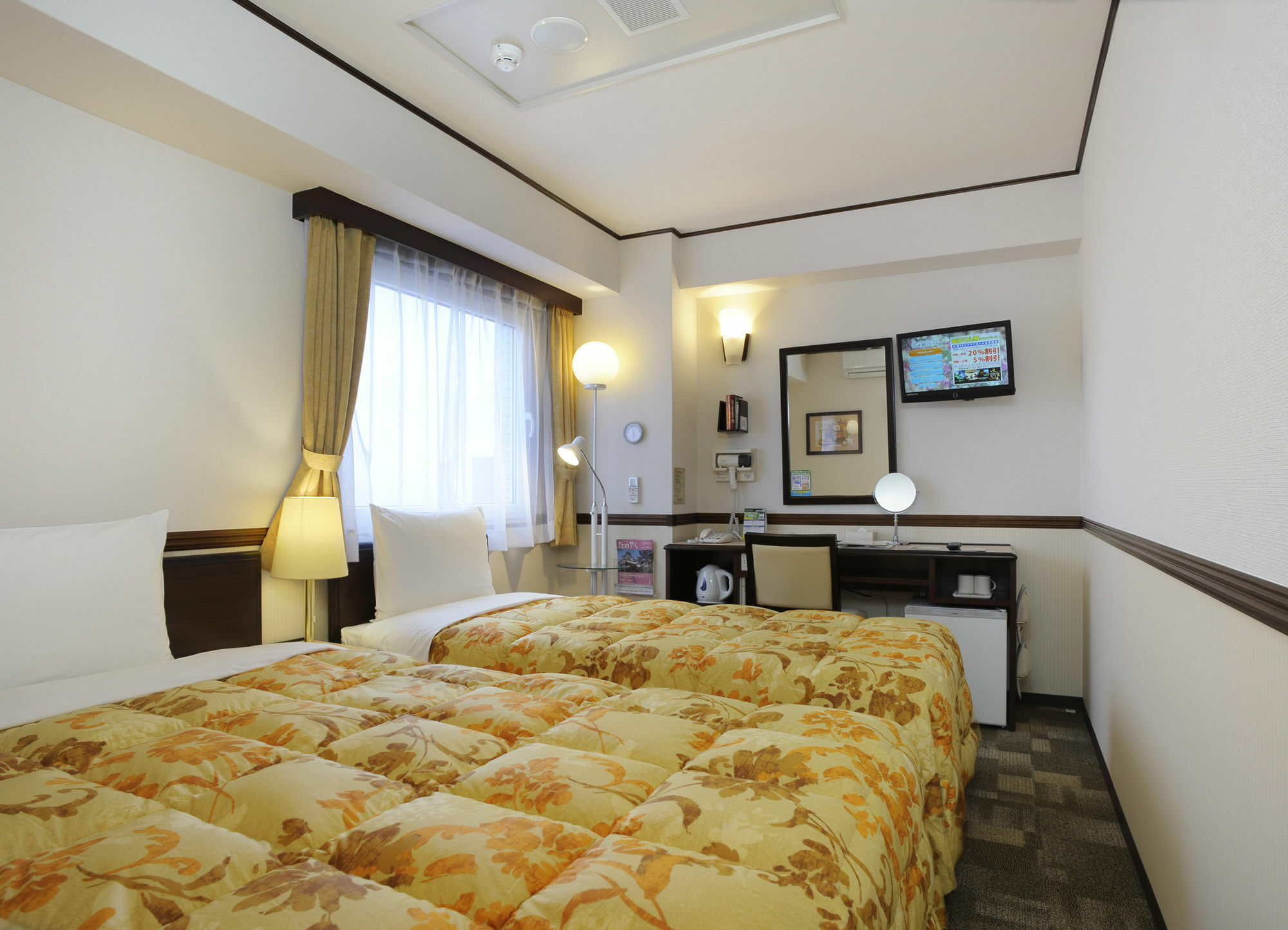 Toyoko Tsuruhashi Ekimae 酒店 3*